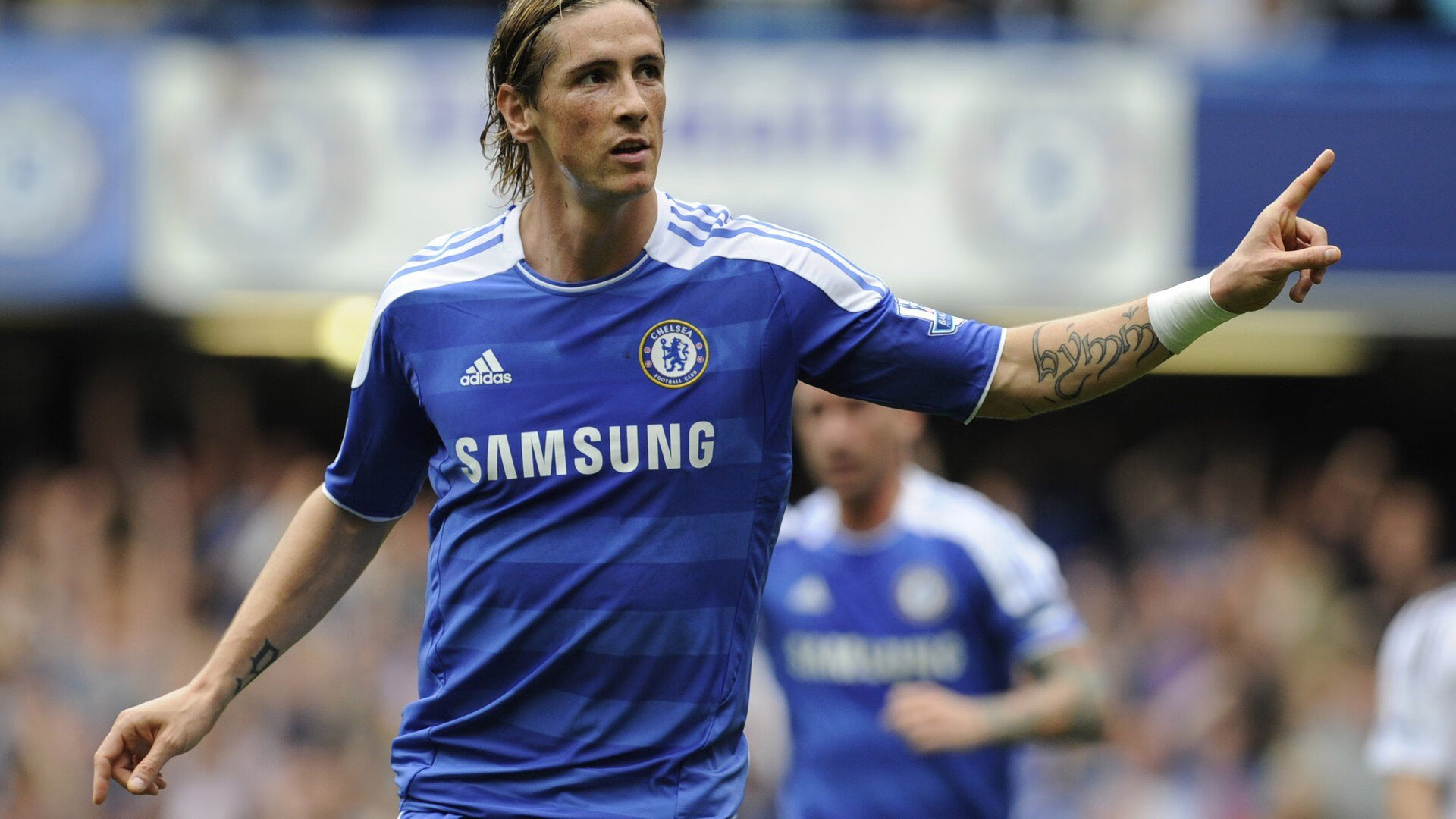 曼城血拼几内亚，马丁内利如何在季后赛抢七战中接管比赛